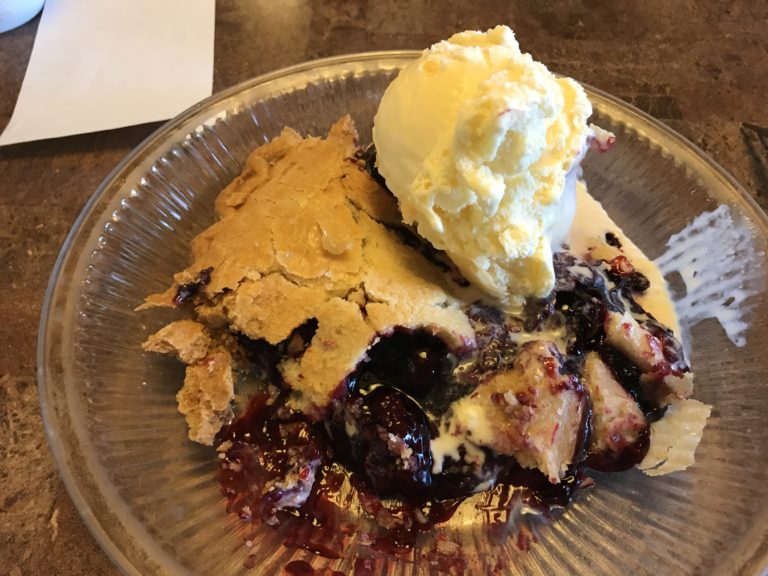 Sharis Cafe and Pies: Western Bakers Square - Sharing Horizons